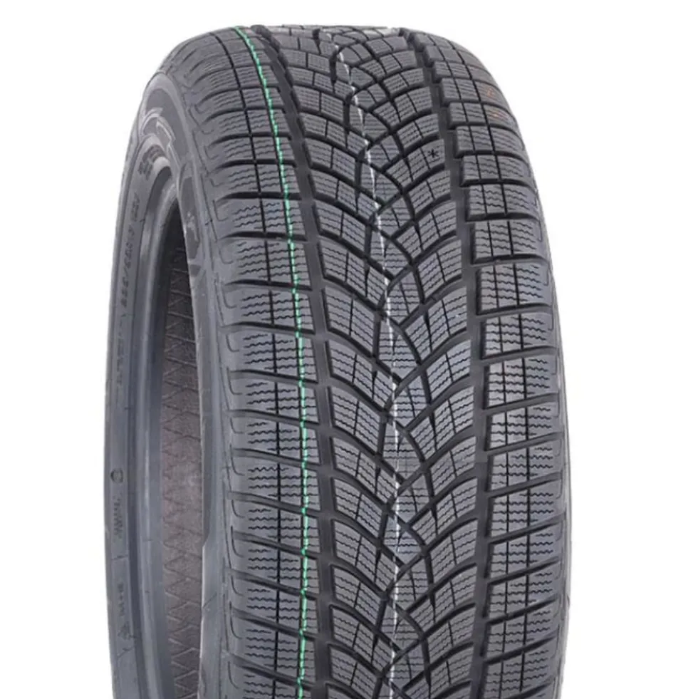 Goodyear Ultragrip Performance+ * 108H piggfritt