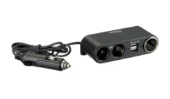 Strømuttak med USB 2+2+1